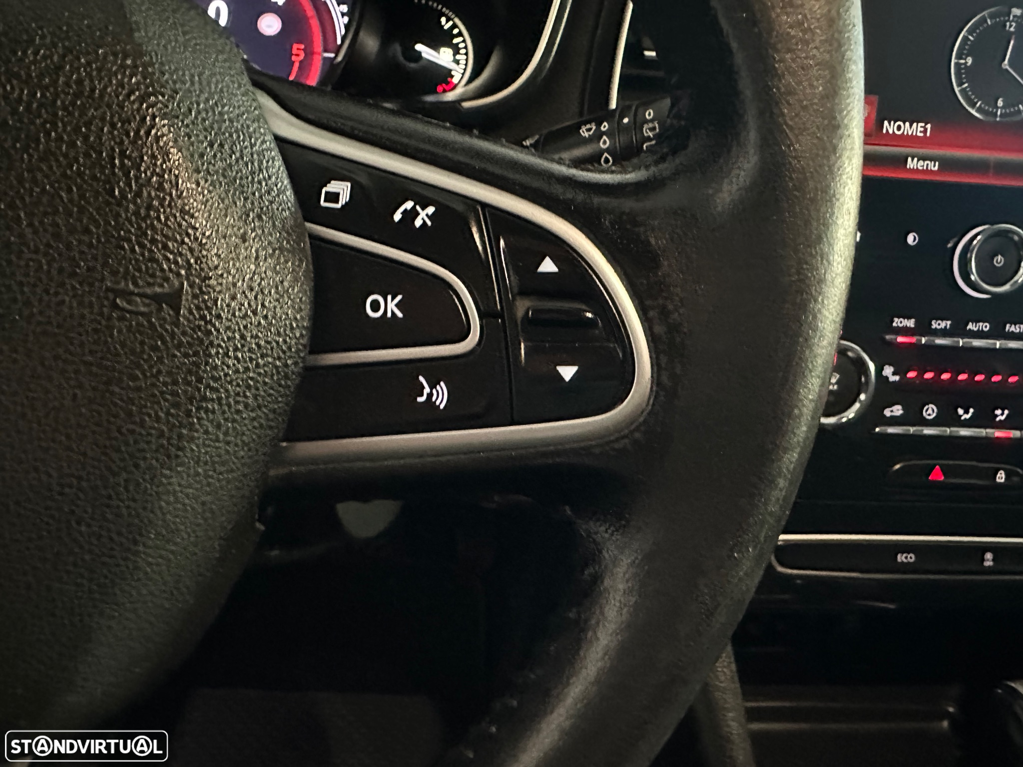 Renault Mégane Sport Tourer ENERGY dCi 110 EDC INTENS - 32