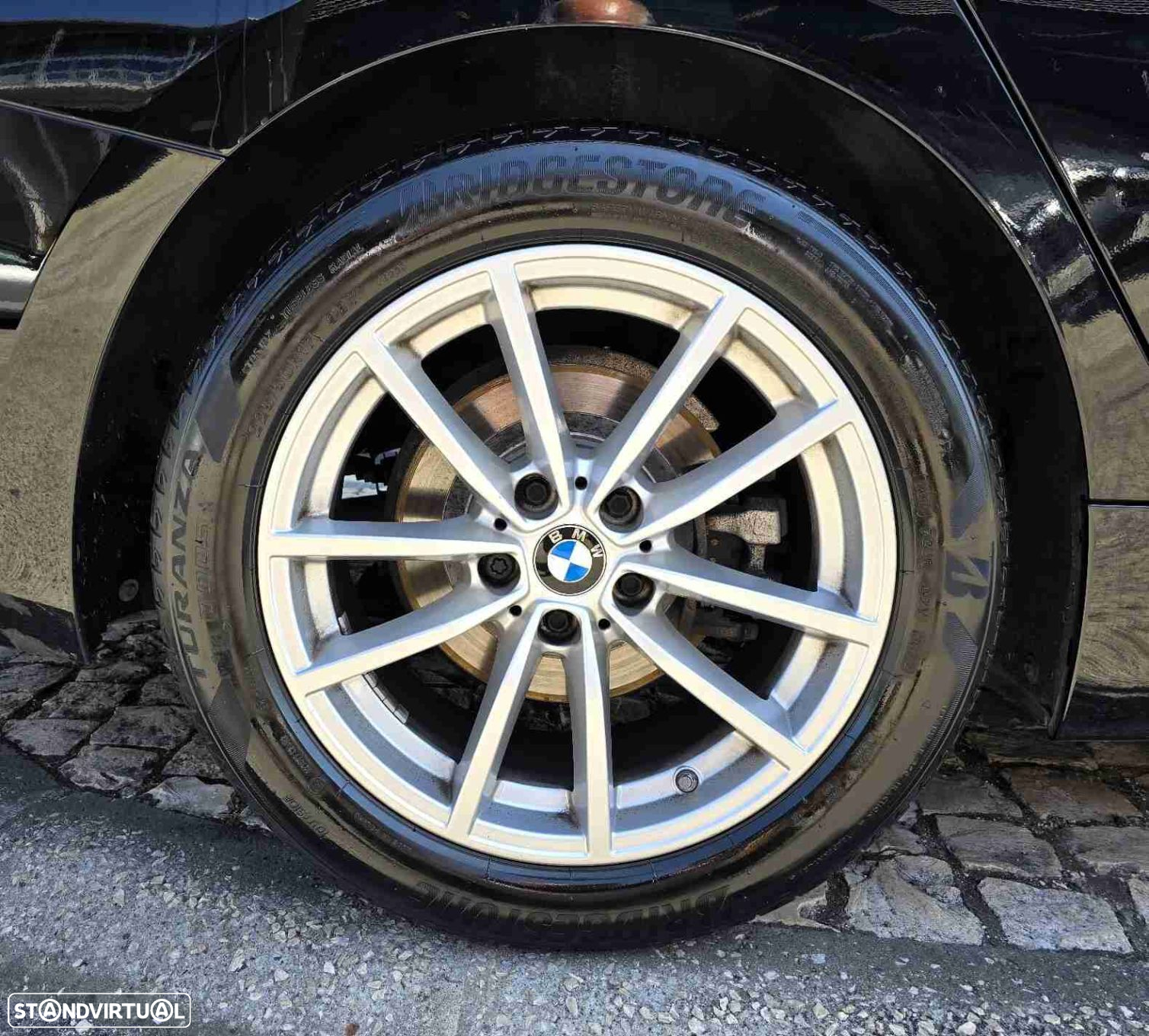 BMW 318 d Touring - 16