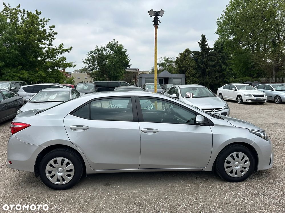 Toyota Corolla - 7