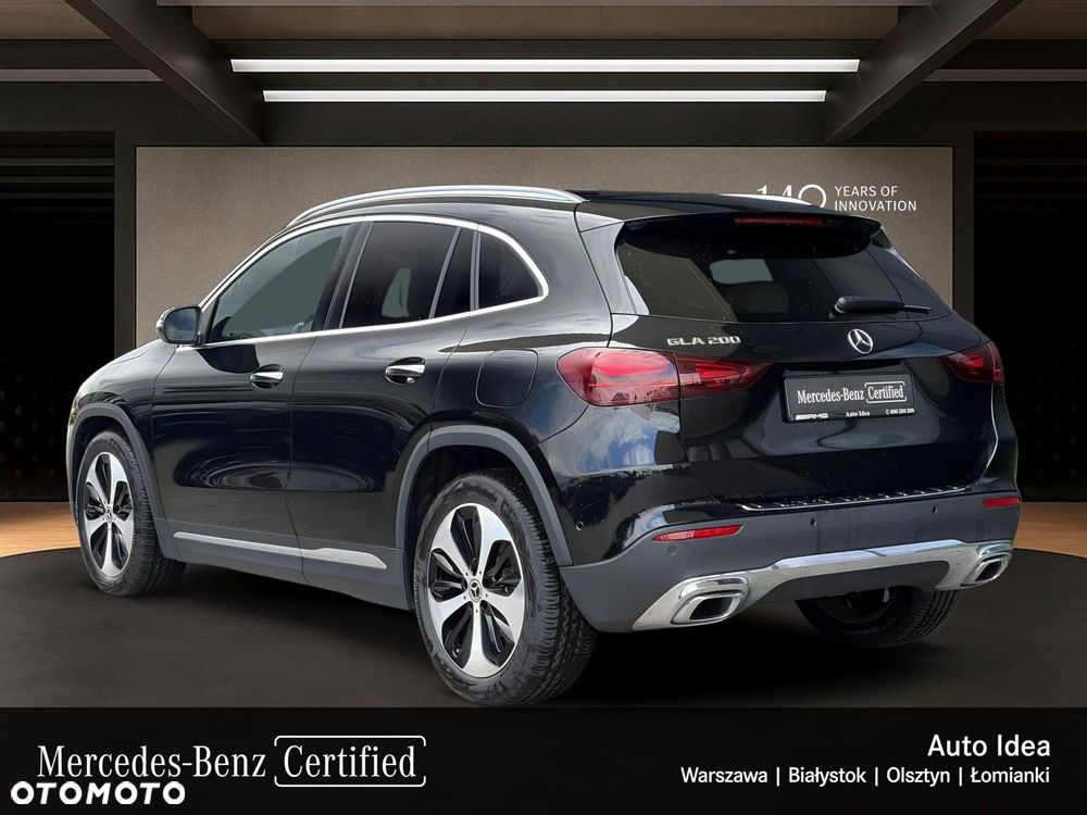Mercedes-Benz GLA - 3