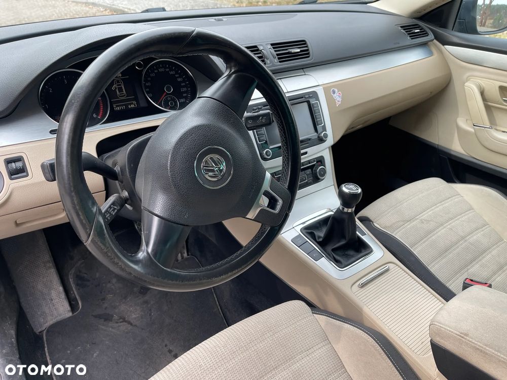 Volkswagen CC - 6