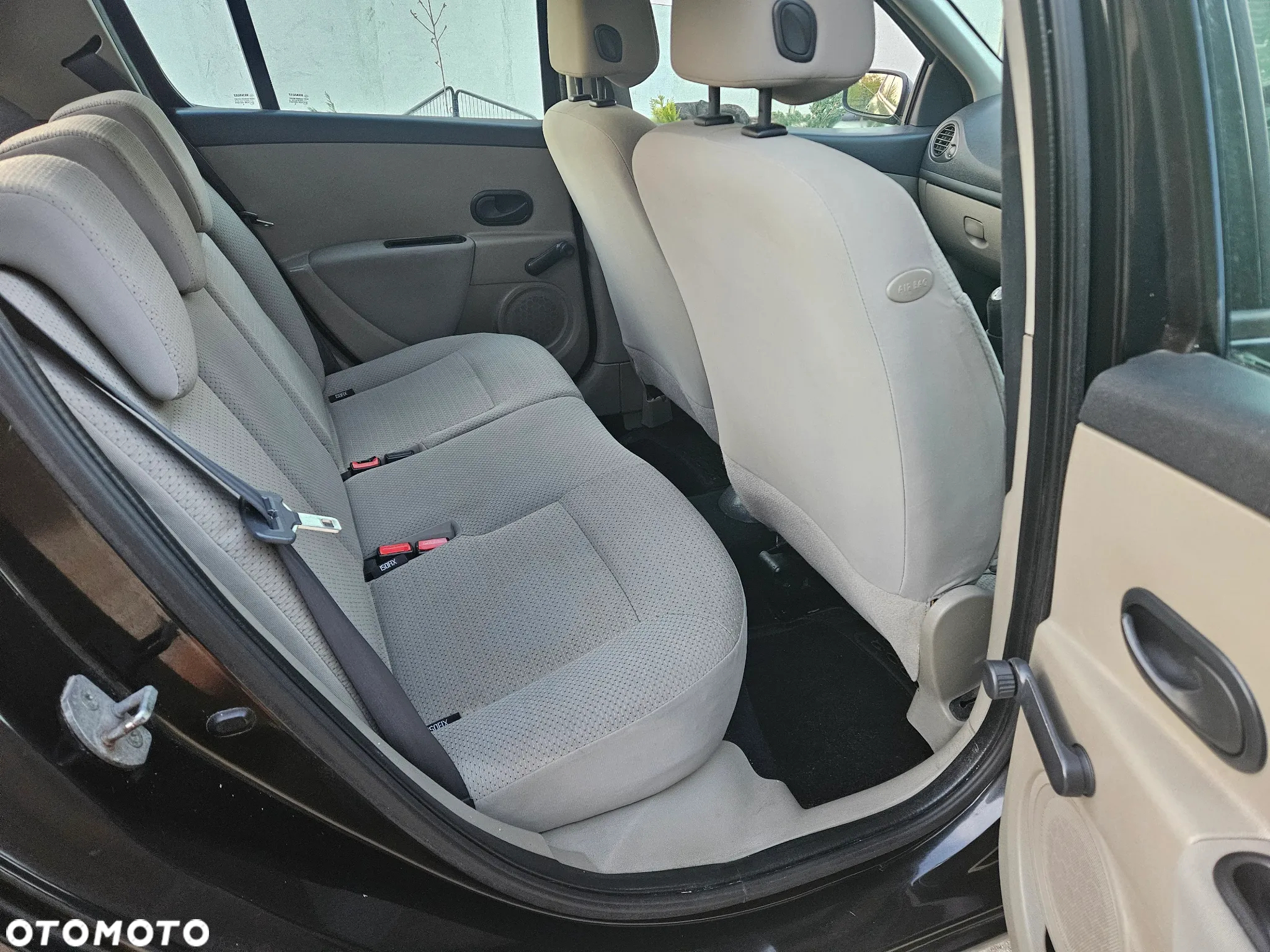 Renault Clio 1.4 16V Confort Dynamique - 12