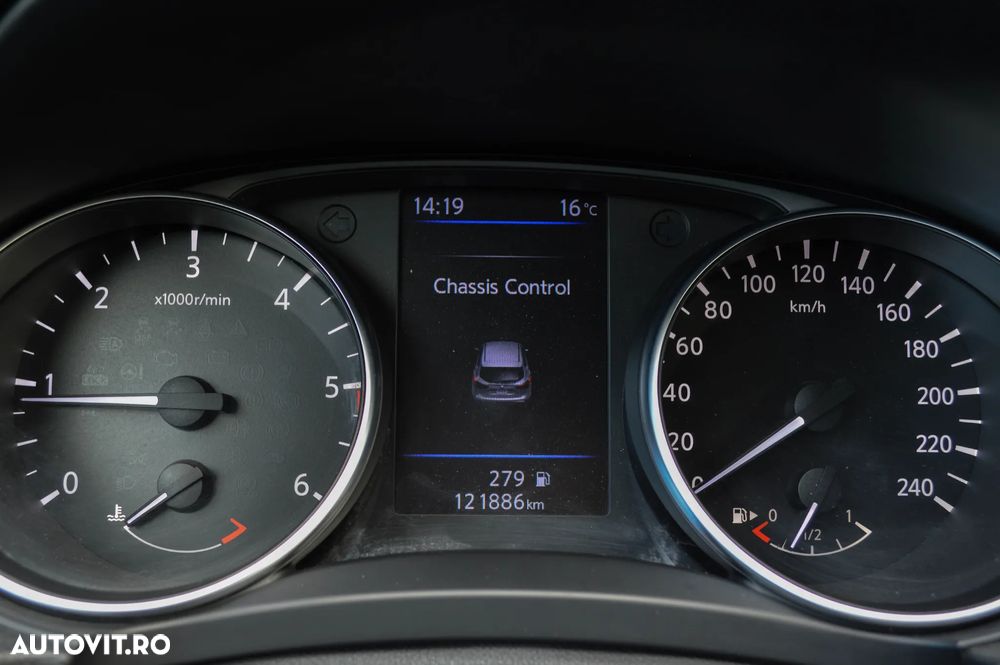 Nissan Qashqai 1.5D 114CP 2WD N-Connecta - 17