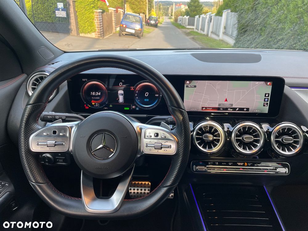 Mercedes-Benz EQA 350 66.5kWh 4-Matic AMG Line - 13