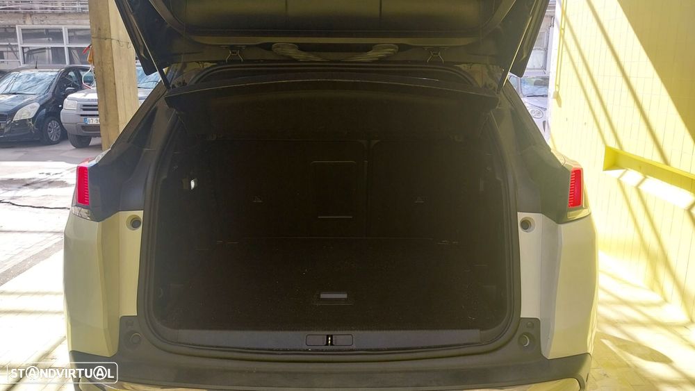 Peugeot 3008 1.6 BlueHDi GT Line - 23