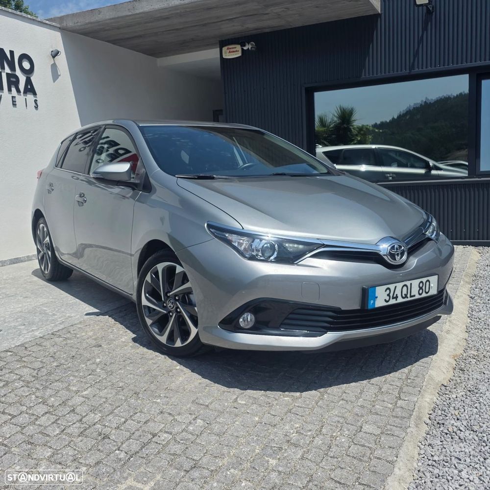 Toyota Auris 1.4 D-4D Comfort+Pack Sport - 11