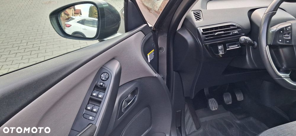 Citroën C4 Grand Picasso - 17
