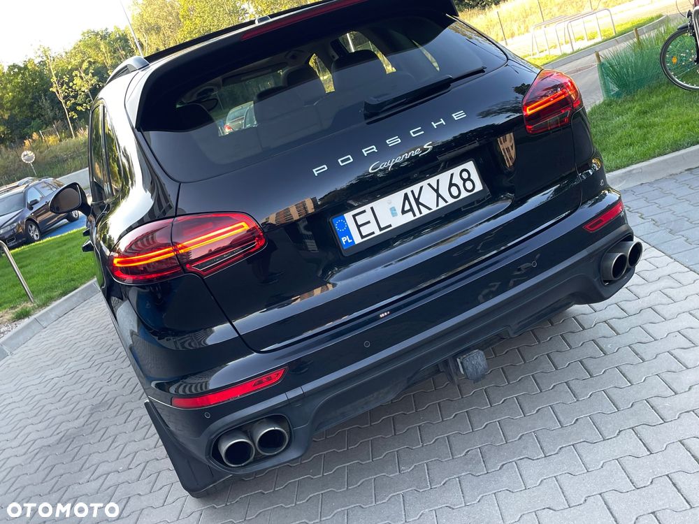 Porsche Cayenne S Platinum Edition - 39