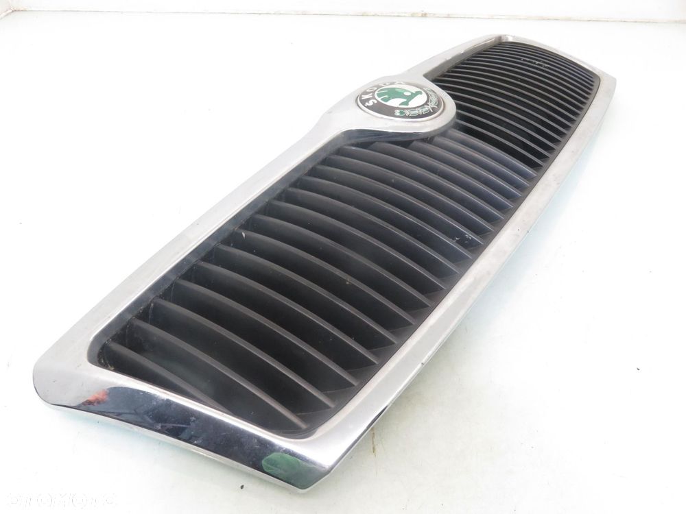 ATRAPA GRILL SKODA OCTAVIA II 1Z0853668 - 4
