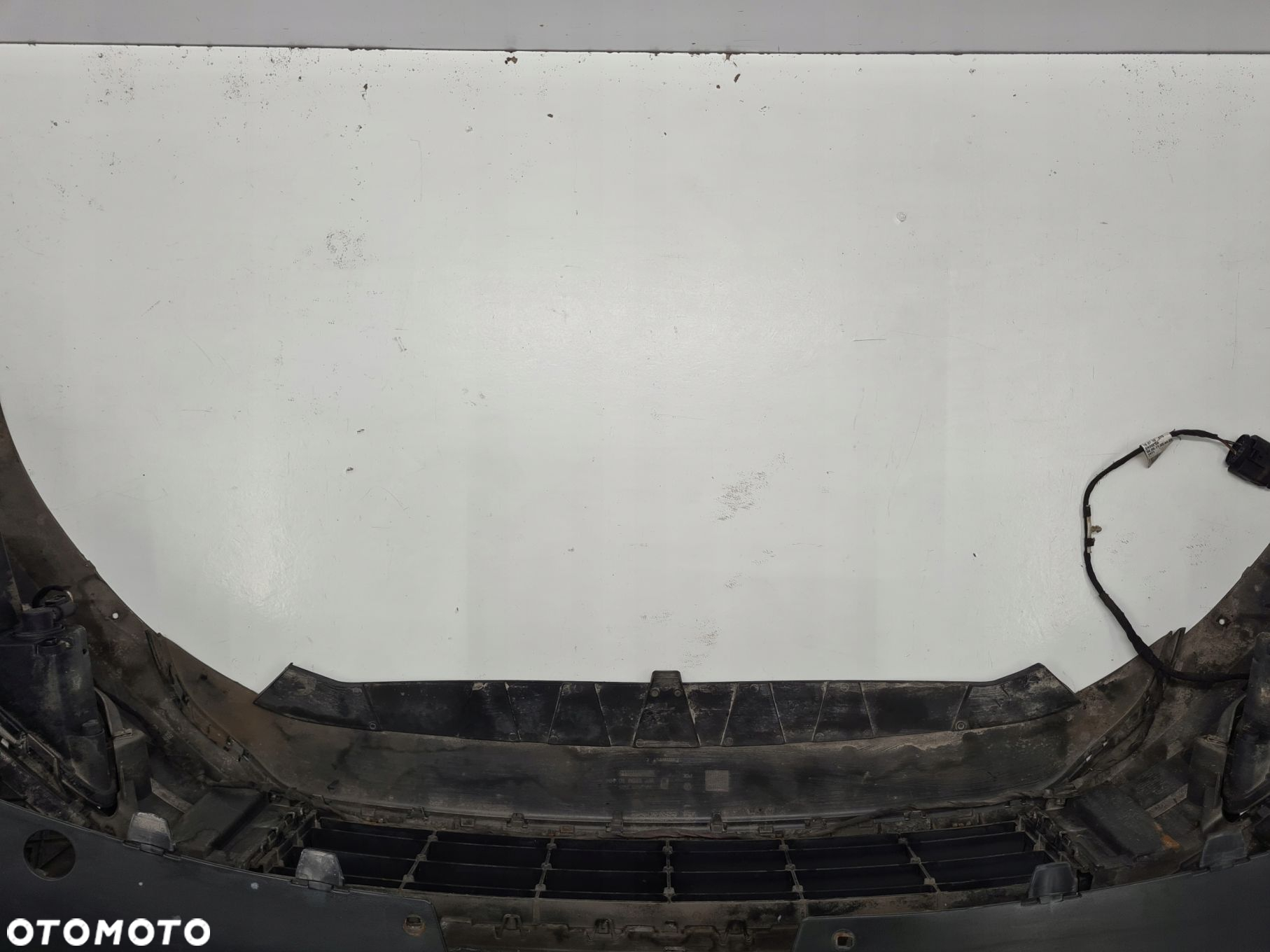 VW PASSAT B7 ZDERZAK PRZÓD PRZEDNI LA8X - 8