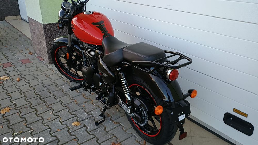 Royal Enfield Meteor - 4