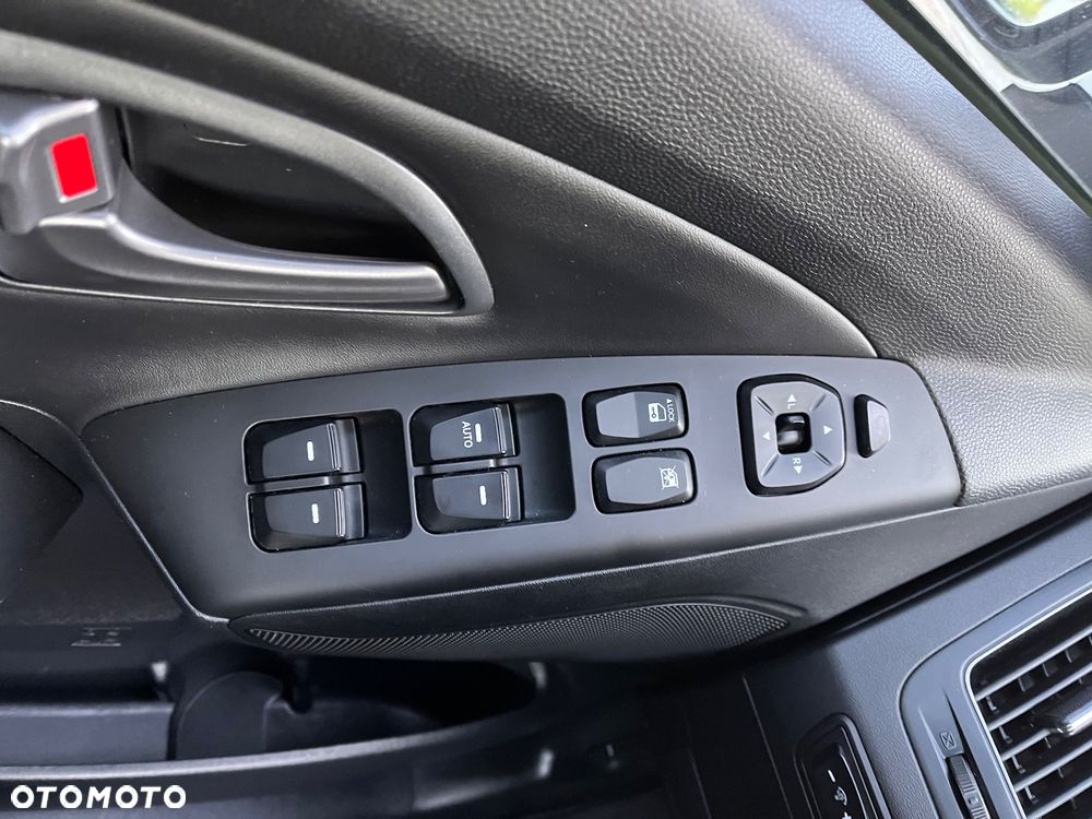 Hyundai ix35 1.6 2WD blue Style - 27