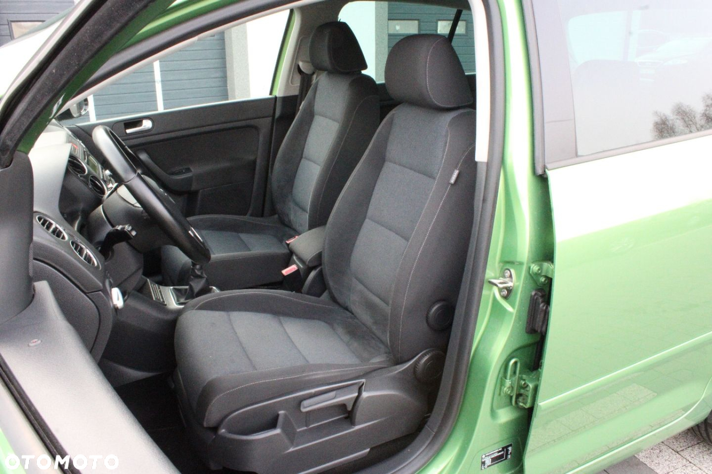 Volkswagen Golf Plus - 17