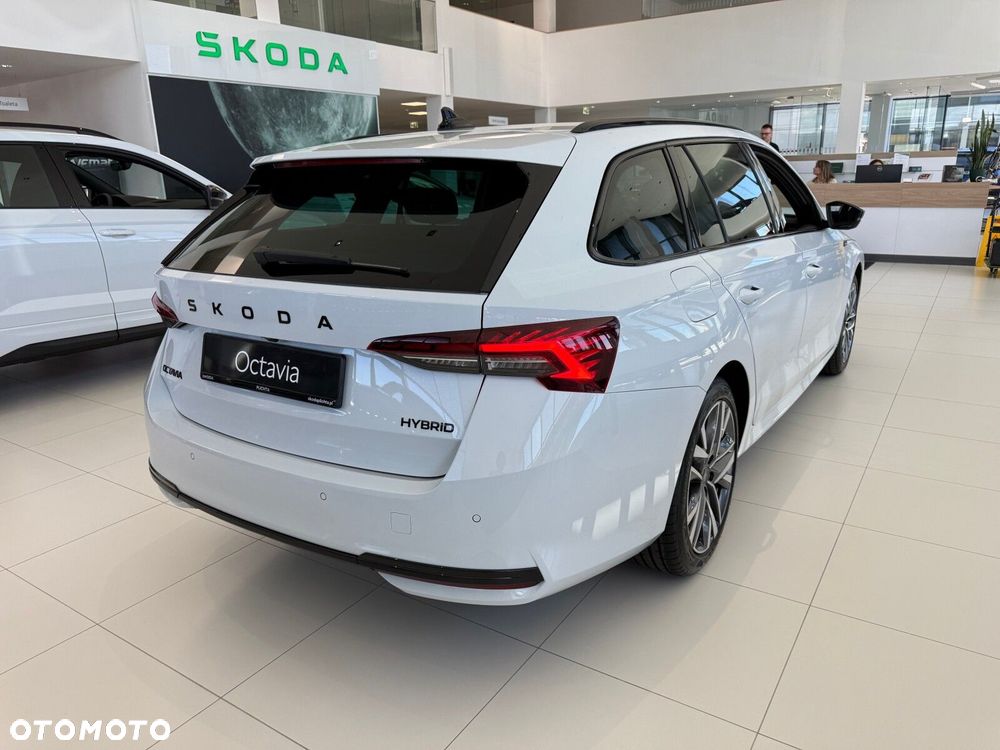 Skoda Octavia 1.5 TSI mHEV Sportline DSG - 8