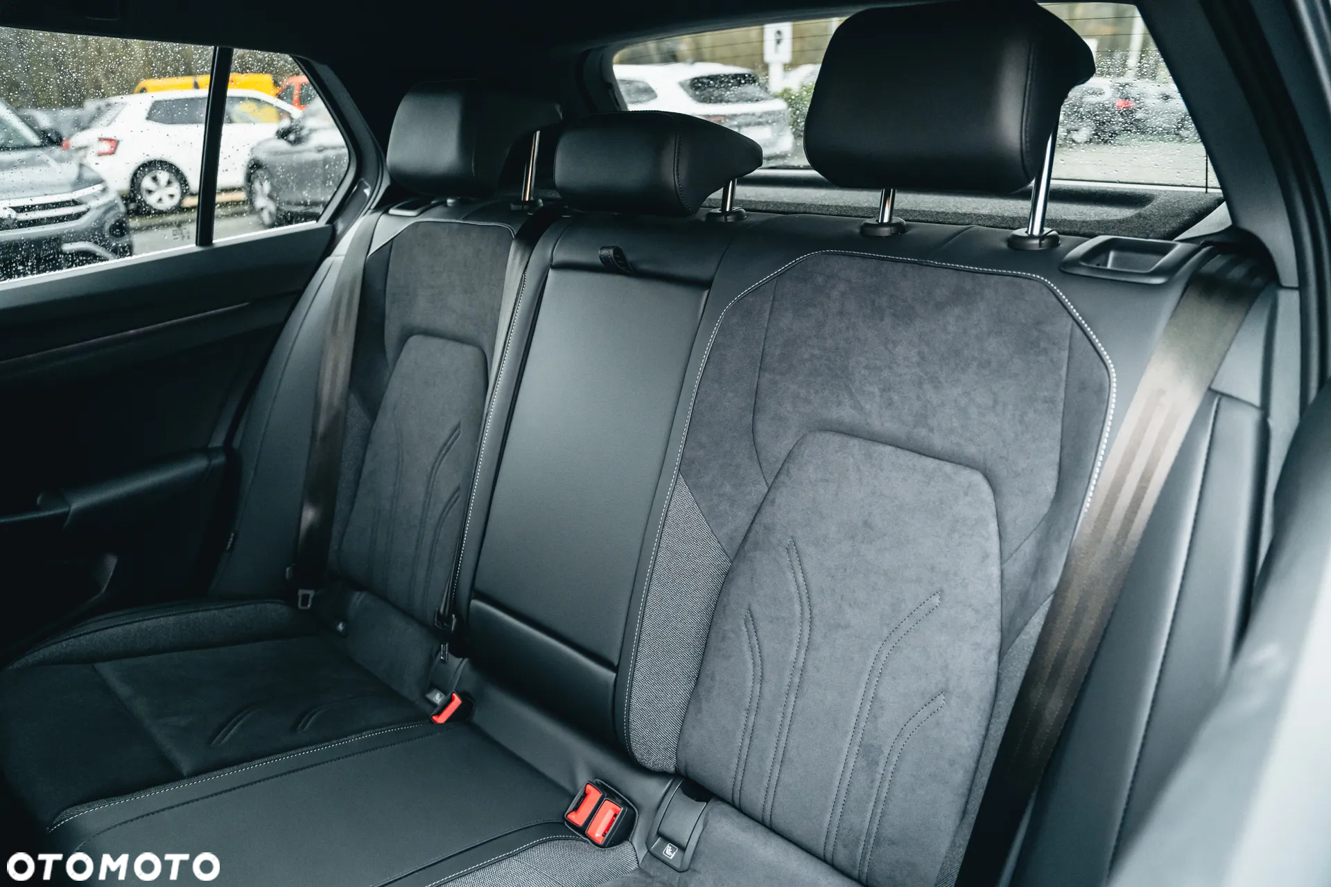 Volkswagen Golf - 31