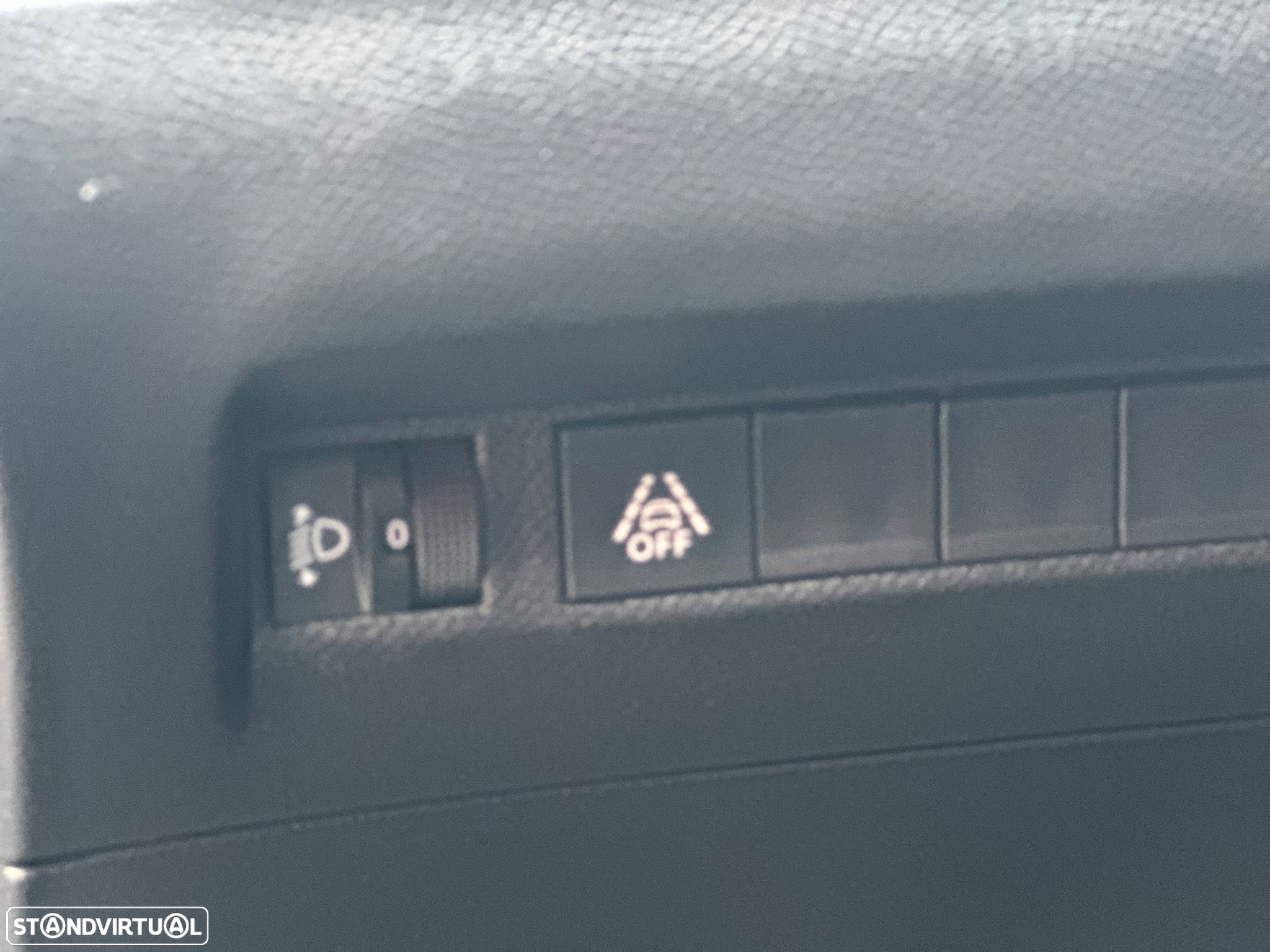 Peugeot 2008 1.2 PureTech Allure Pack - 26