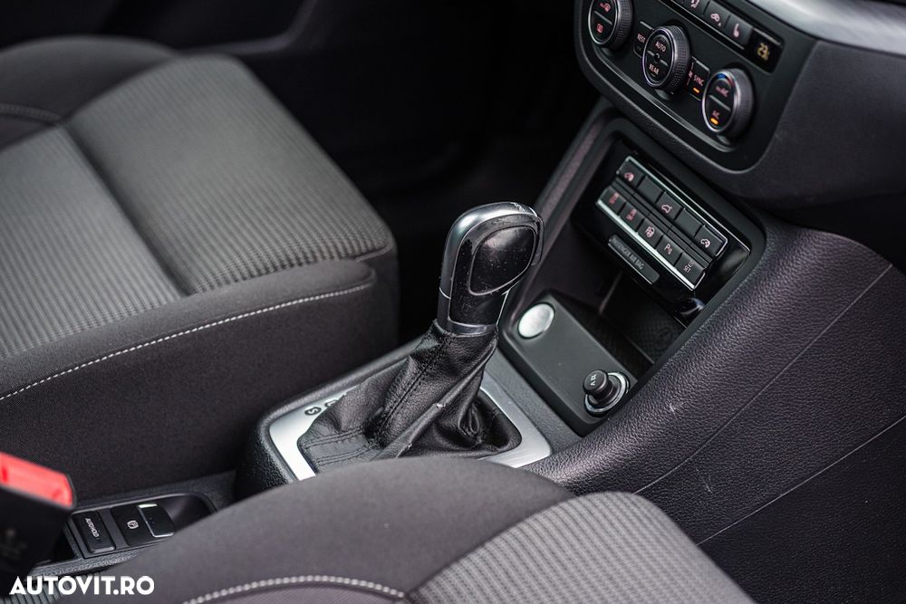 Volkswagen Sharan 2.0 TDI DSG (BlueMotion Technology) Comfortline - 25