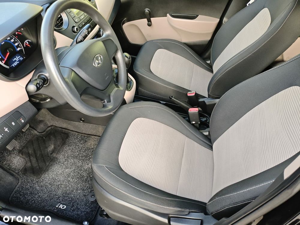 Hyundai i10 1.0 BlueDrive Comfort - 8
