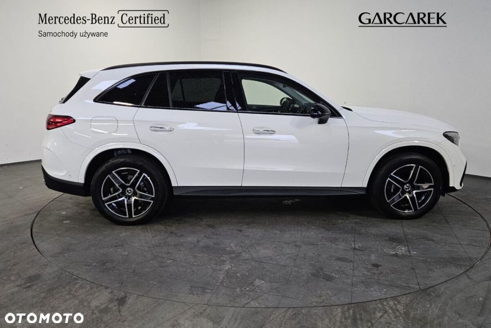 Mercedes-Benz GLC - 9