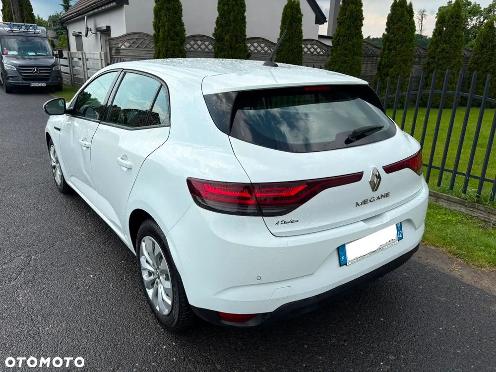 Renault Megane 1.5 Blue dCi Zen - 4
