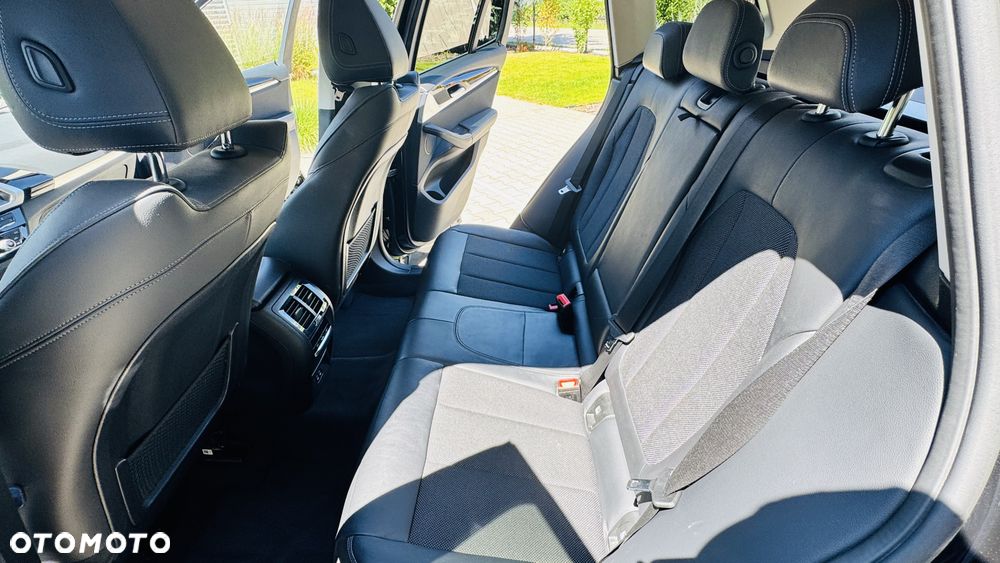 BMW X3 xDrive20i xLine - 9