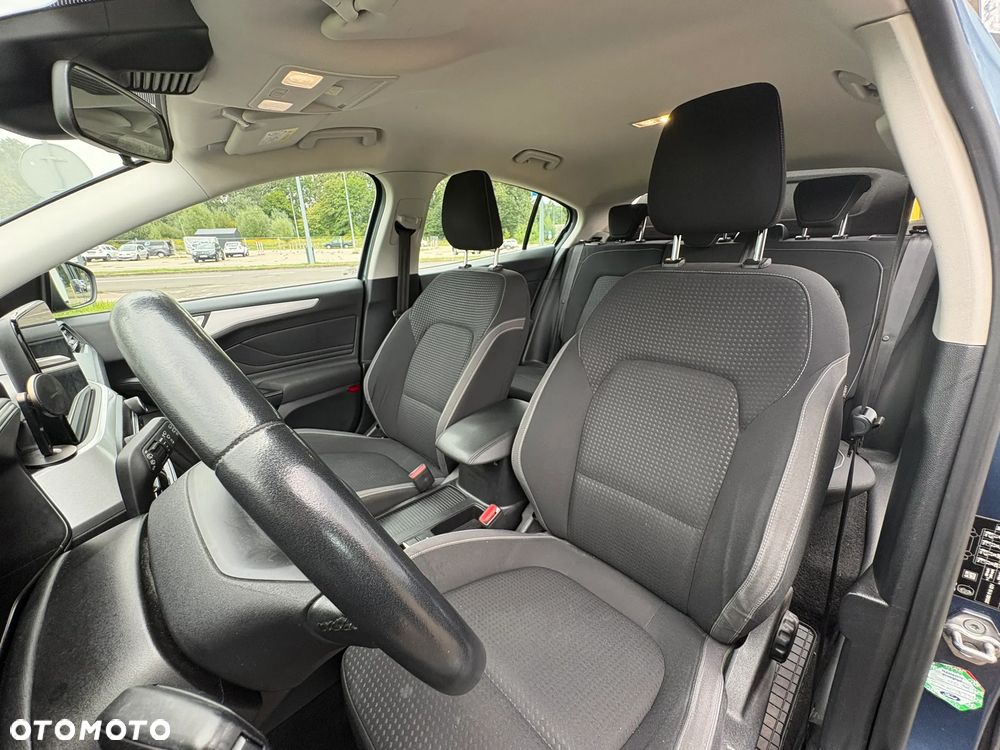Ford Focus 1.0 EcoBoost Trend Edition - 12