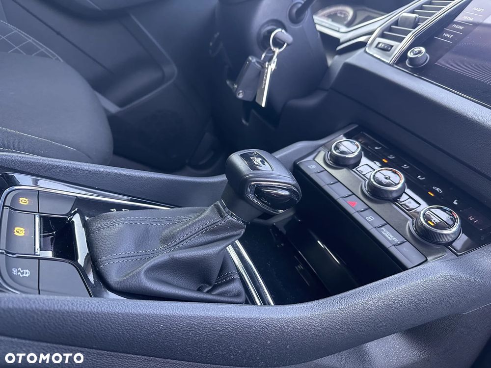 Skoda Karoq 1.6 TDI SCR DSG Style - 13