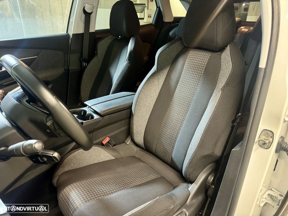 Peugeot 3008 1.2 PureTech Active Pack - 23