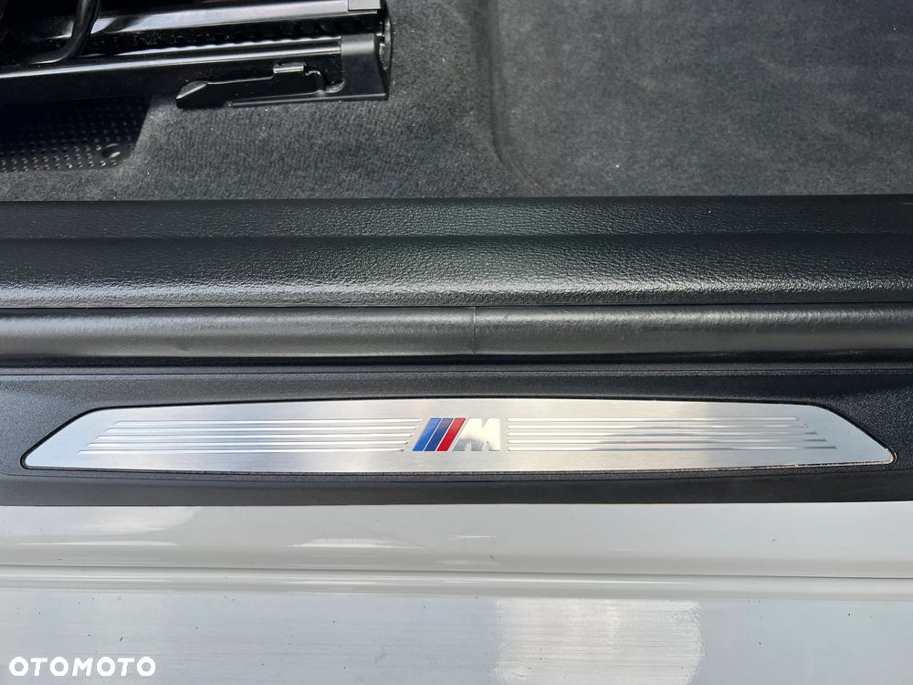 BMW X2 sDrive18i M Sport - 36