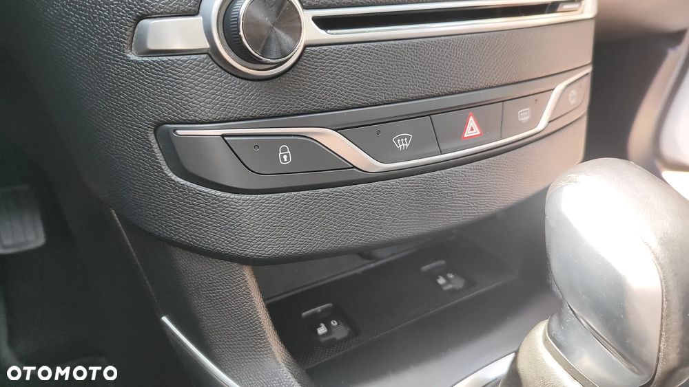 Peugeot 308 BlueHDi 120 EAT6 Stop & Start Allure - 20