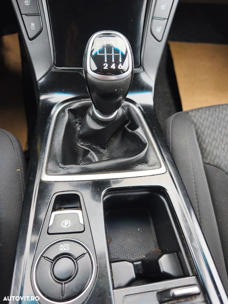 Hyundai i40 i40cw 1.7 CRDi blue Style - 8