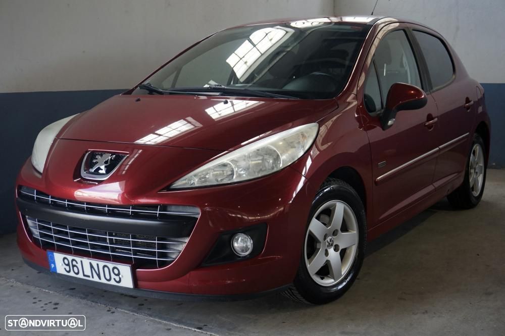 Peugeot 207 1.4 16V Trendy - 1
