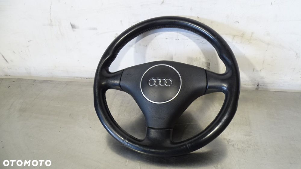 KIEROWNICA Z PODUSZKĄ AUDI A3 8P 2.0TDI - 1