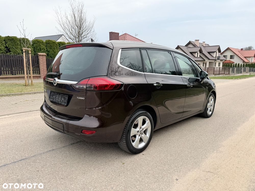 Opel Zafira - 27