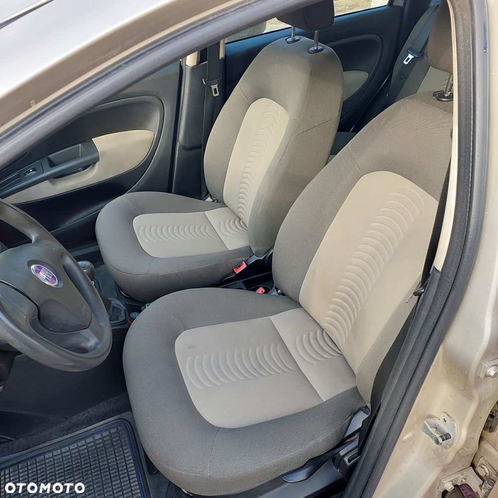 Fiat Linea 1.4 Active - 11