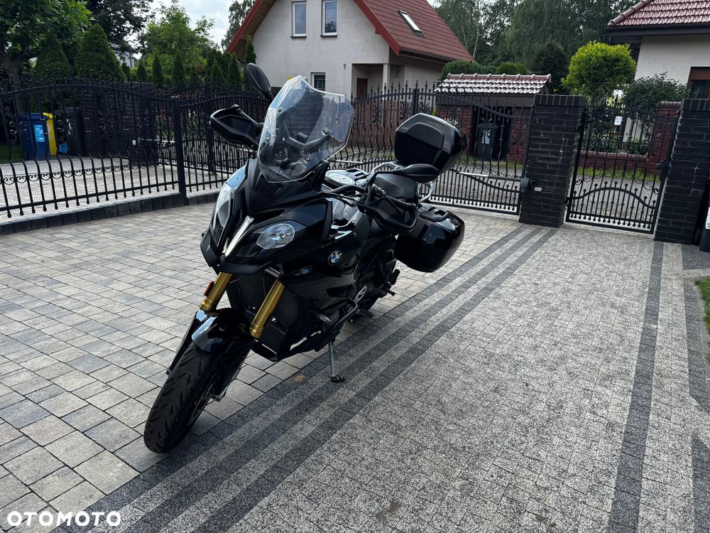 BMW XR - 15