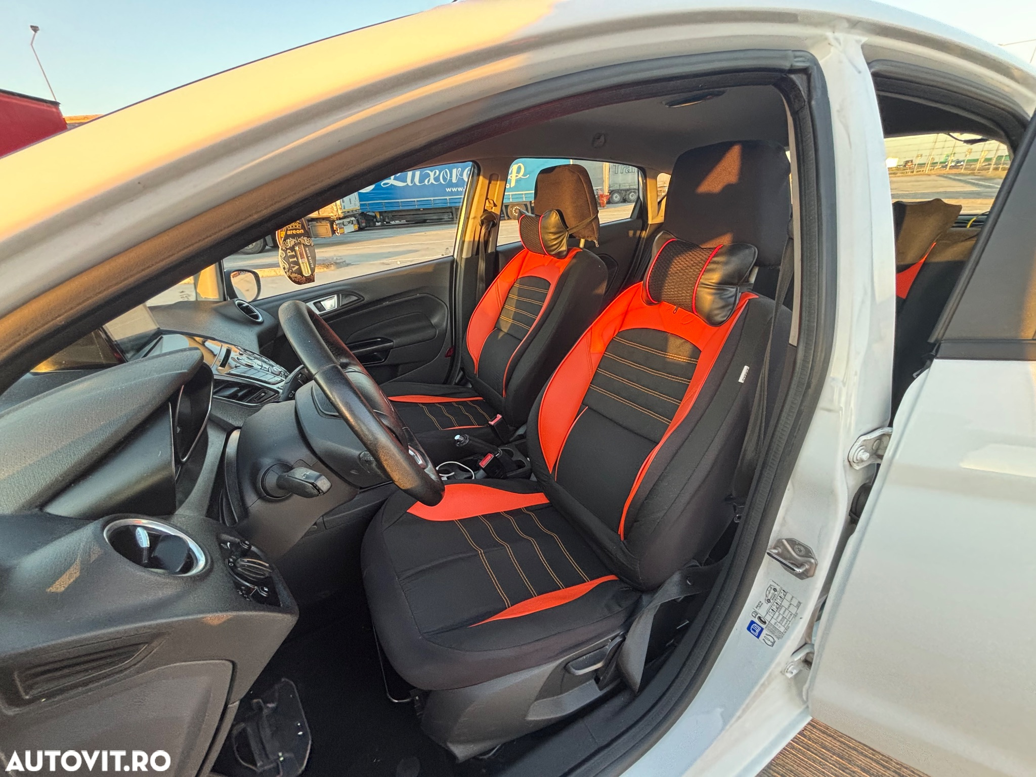 Ford Fiesta - 2