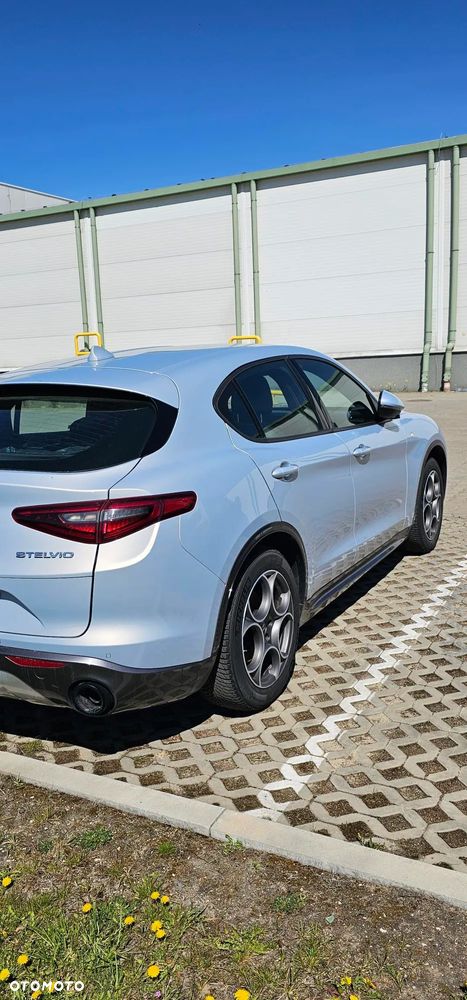 Alfa Romeo Stelvio 2.0 Turbo TI Q4 - 5