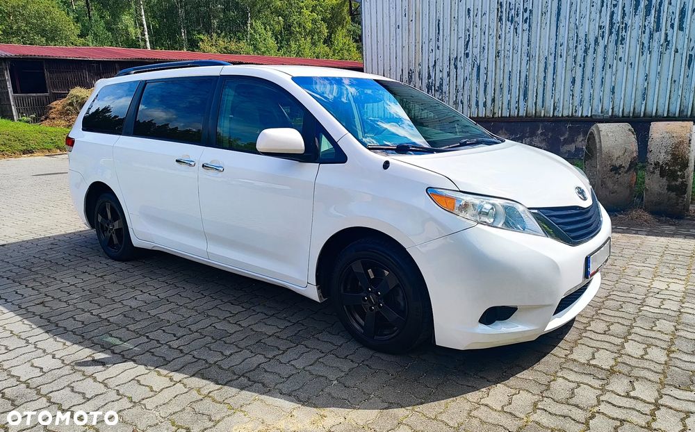 Toyota Sienna 3.5 V6 LE AWD - 15