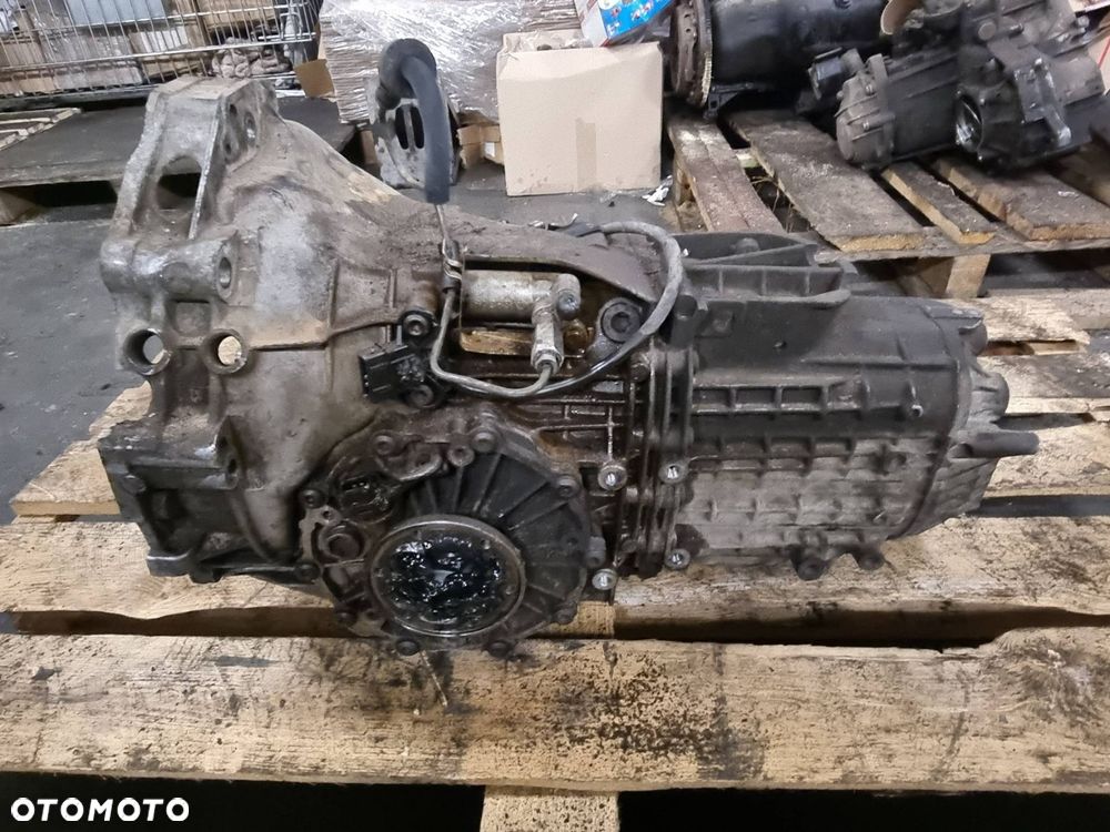 SKRZYNIA BIEGÓW AUDI A4 B5 CTD 1.6 BENZYNA - 1