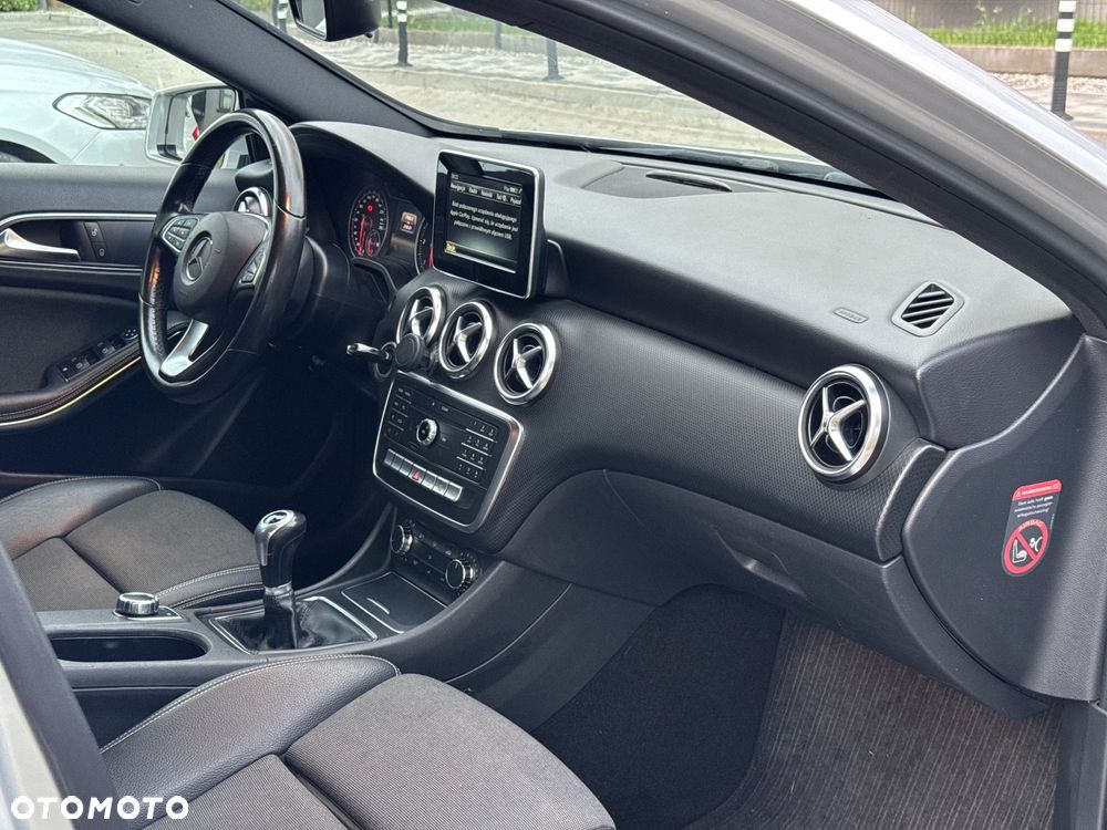Mercedes-Benz Klasa A 180 d BlueEFFICIENCY Edition - 8