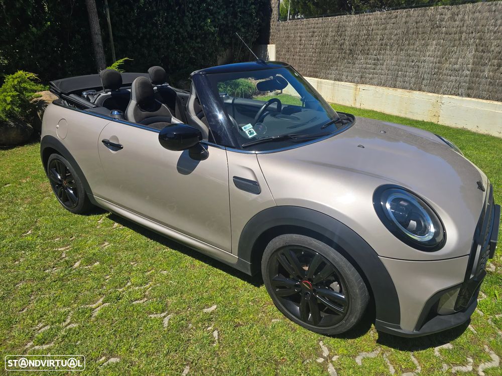 MINI Cabrio Cooper Premium Extra JCW Auto - 23