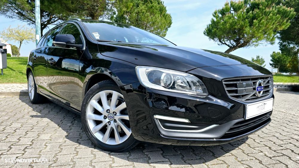Volvo V60 2.0 D3 Summum - 11