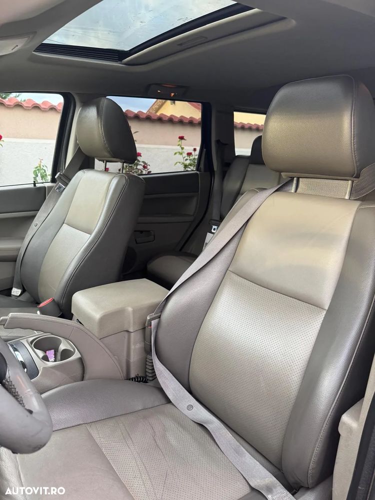 Jeep Grand Cherokee - 4