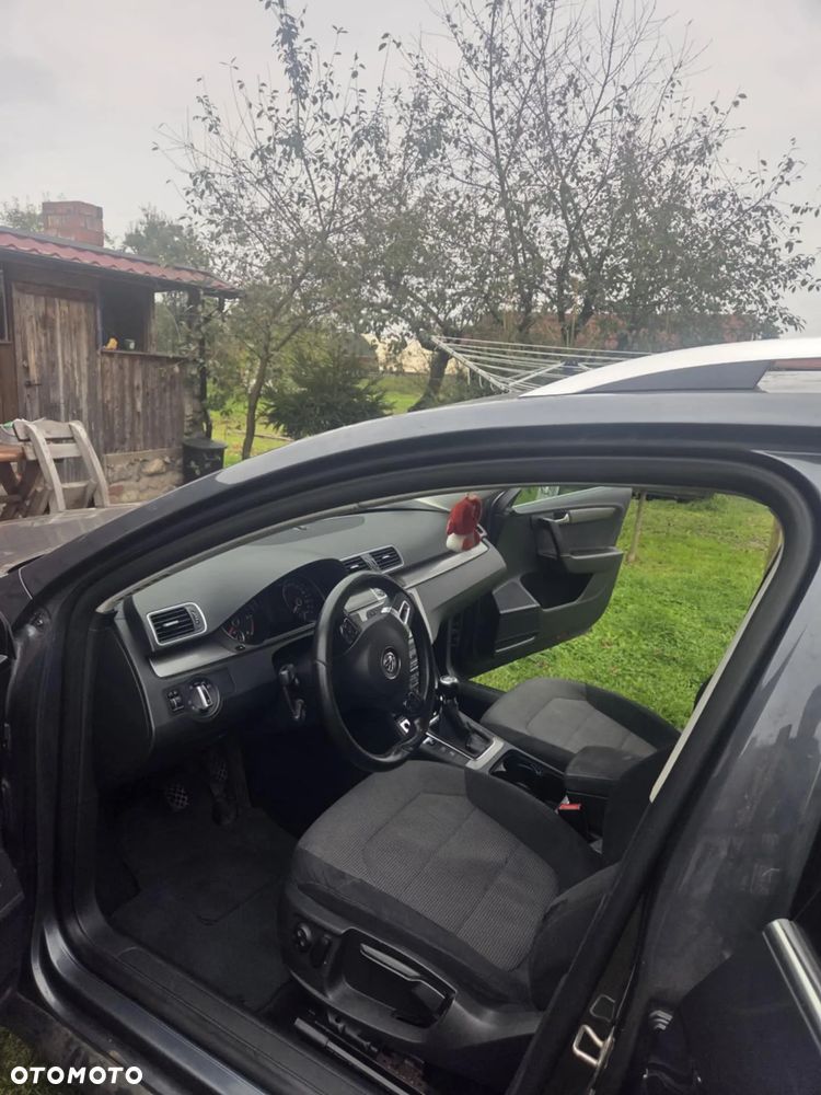 Volkswagen Passat Variant 2.0 TDI 4Motion BlueMotion Technol Comfortline - 9