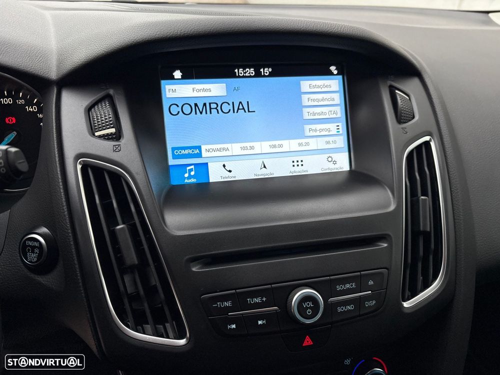 Ford Focus SW 1.5 TDCi EcoBlue Titanium - 9