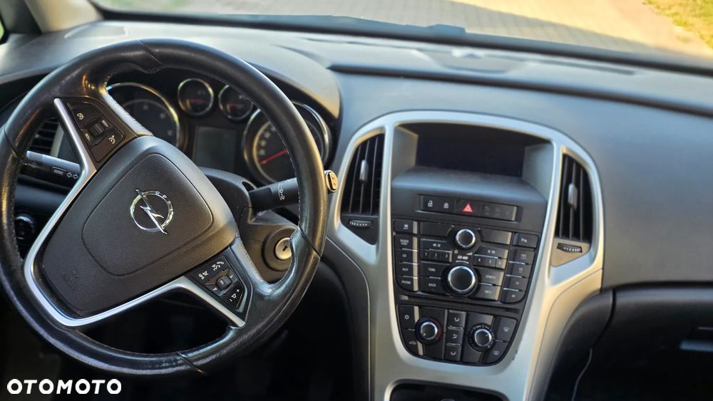 Opel Astra 1.7 CDTI Cosmo - 12