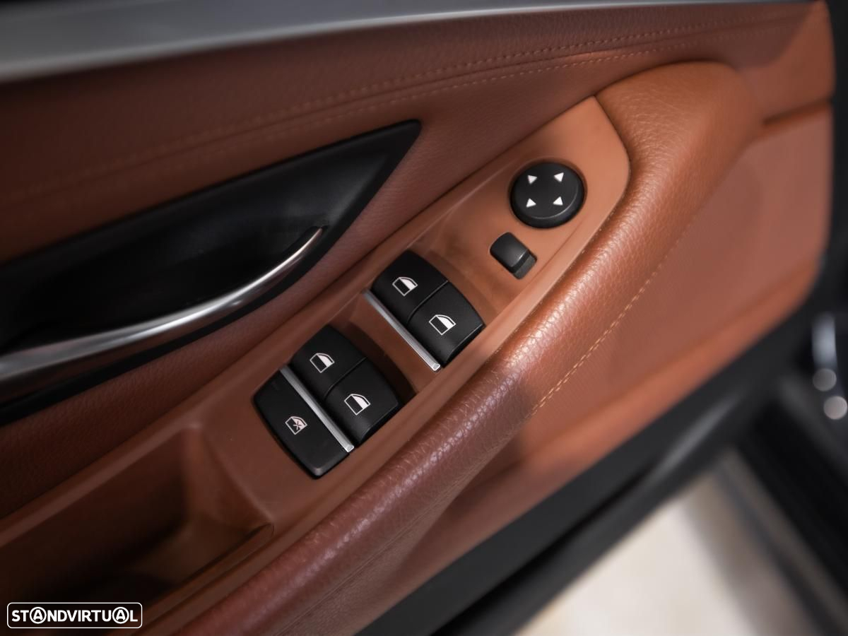 BMW 520 d Pack M Auto - 29