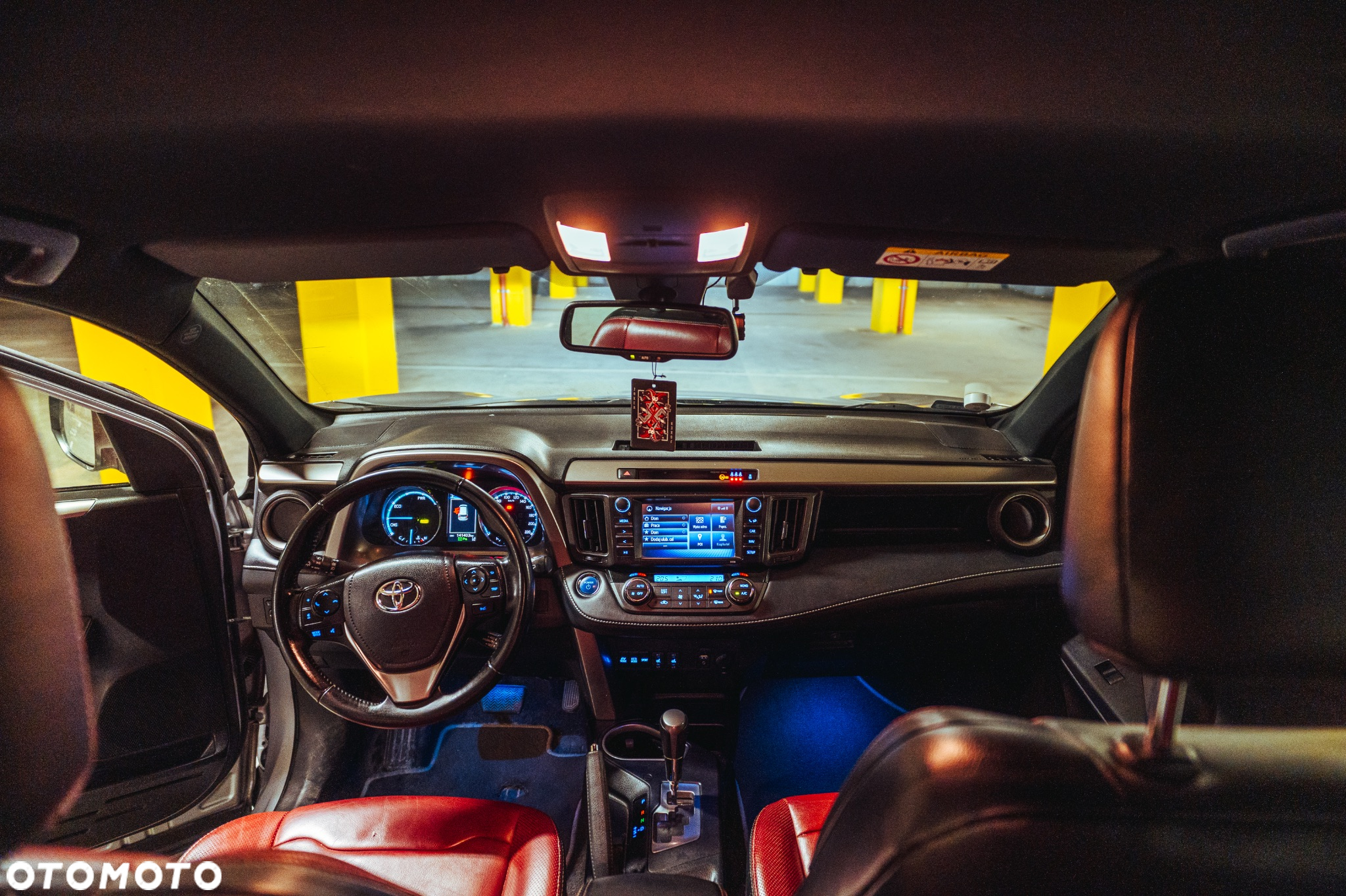 Toyota RAV4 Hybrid Premium 4x2 - 24
