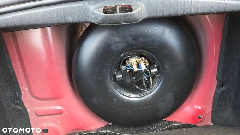 Peugeot 208 1.2 PureTech Allure - 13